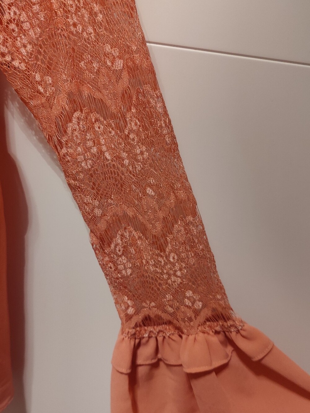 Fanco Coral Lace Bell Sleeve Ruffle Babydoll Blouse M NWOT - Picture 2 of 6